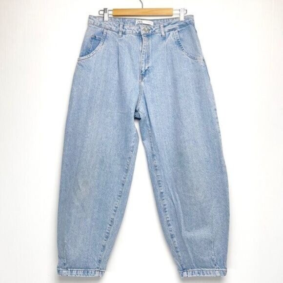 Zara Light Wash High Rise Wide Leg Baggy Jeans 8 - Picture 1 of 5